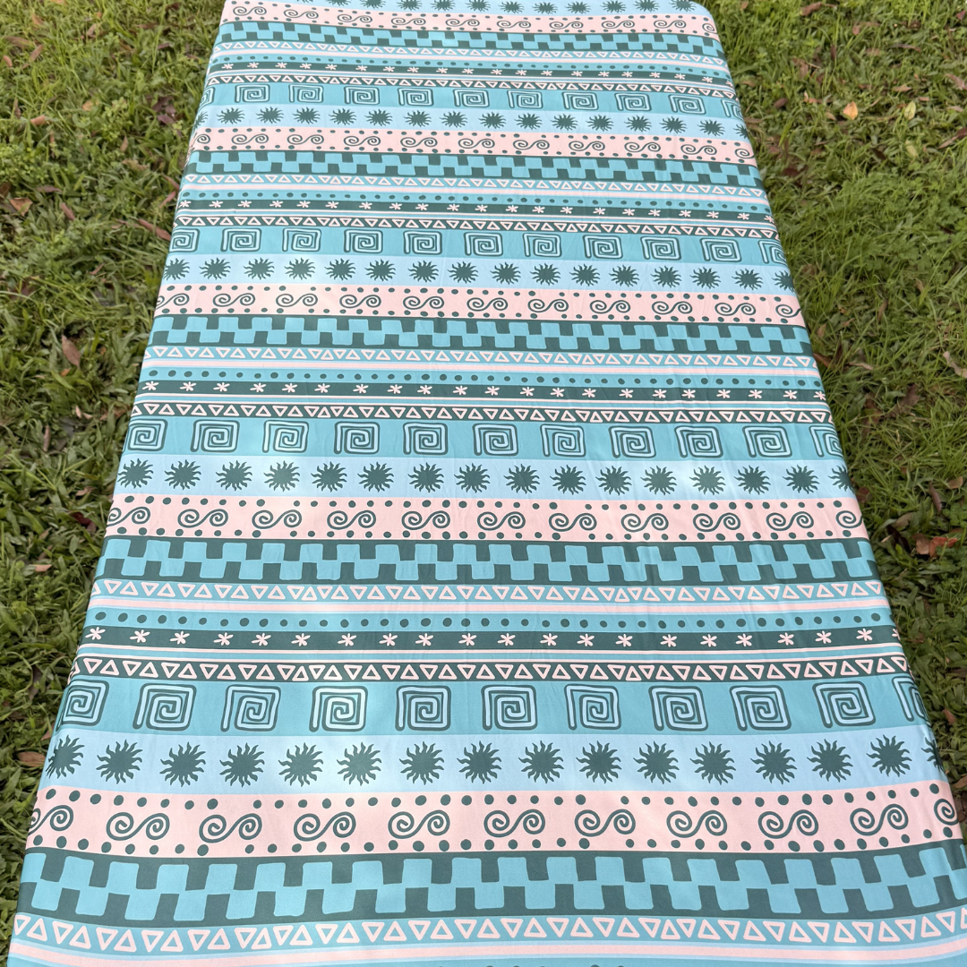 Laguna 6ft Stretch Camping Table Cover